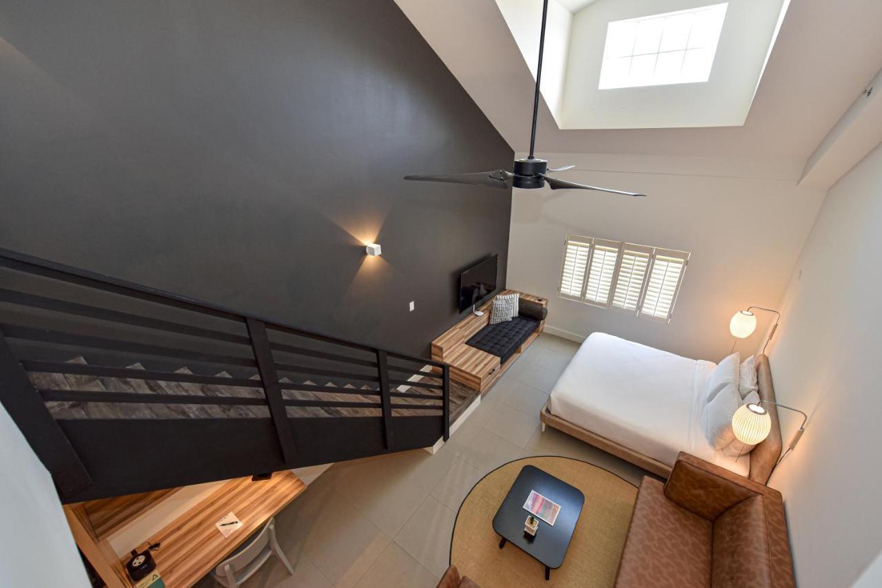 Hotel The Locale Grand Cayman 3*
