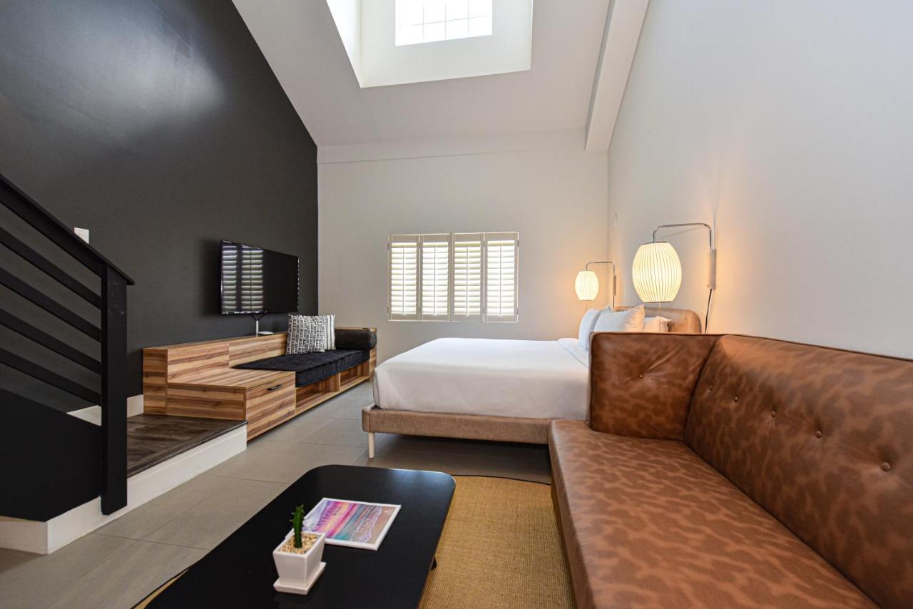 Hotel The Locale Grand Cayman 3*